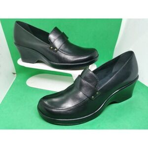 Clark Womens Comfortable Black Leather Wedge Herls Size 8 M 74735